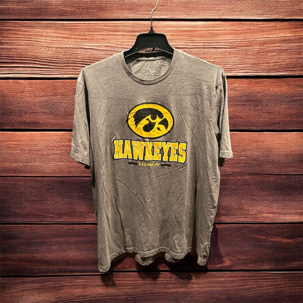 Iowa Hawkeyes Gray and Yellow Graphic Tee